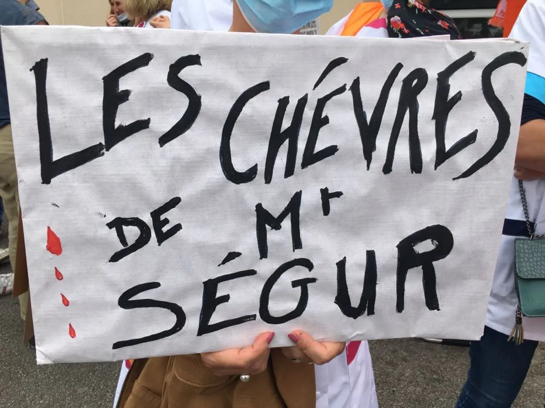 Manif EPMS Segré Pancarte_03 06 21_AVC